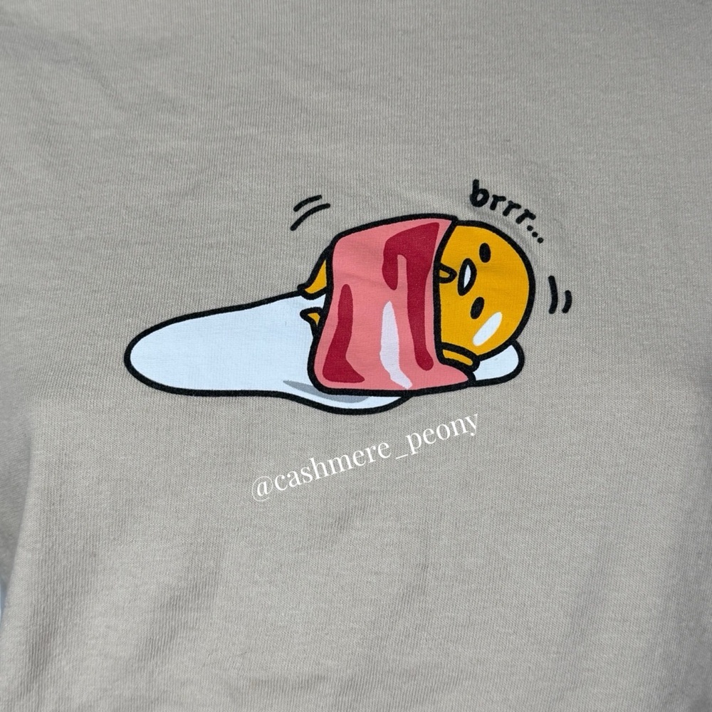 Sanrio Gudetama The Lazy Egg Graphic T-Shirt Small Unisex - Picture 2 of 8